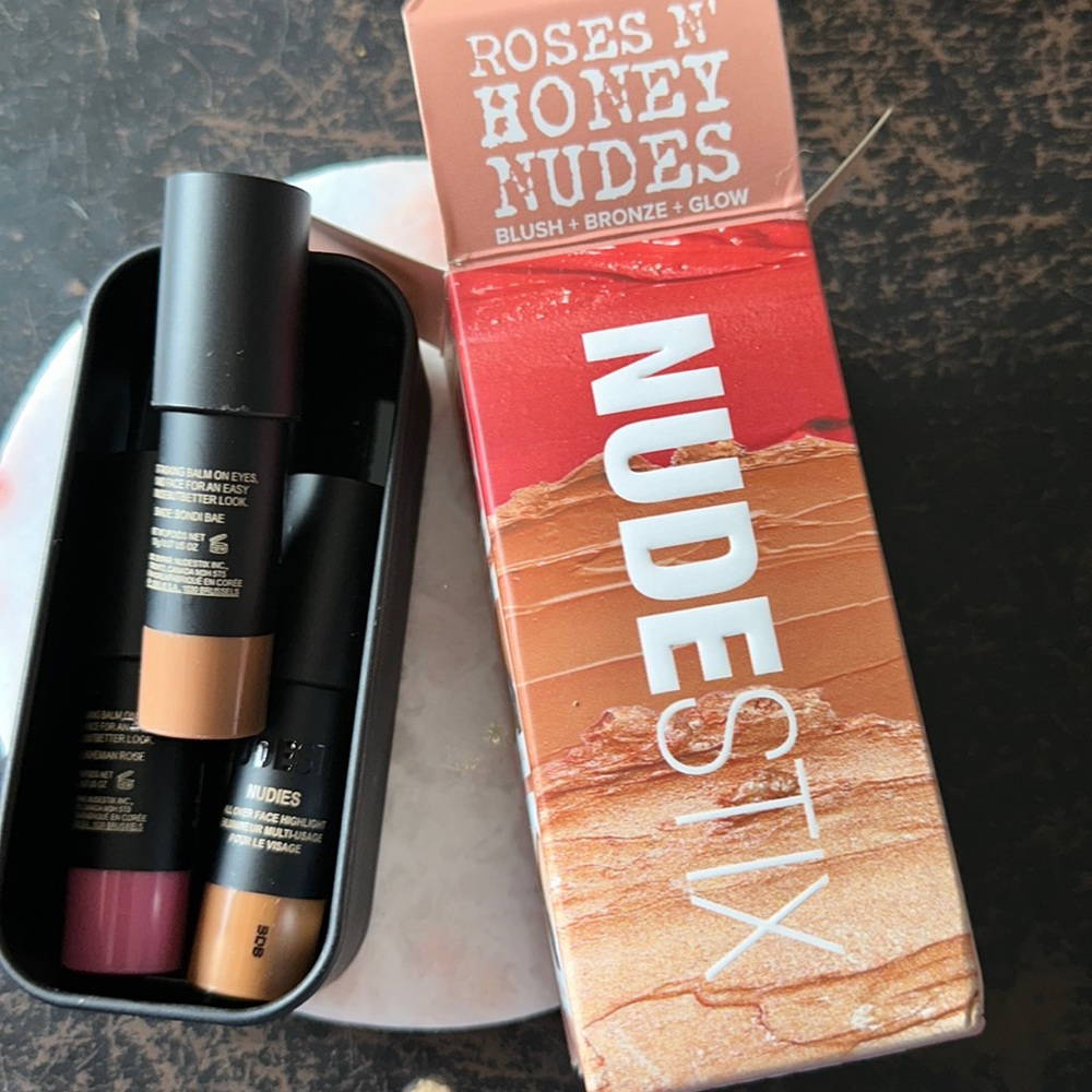 Nudestix 3 piece blush, bronze, glow set